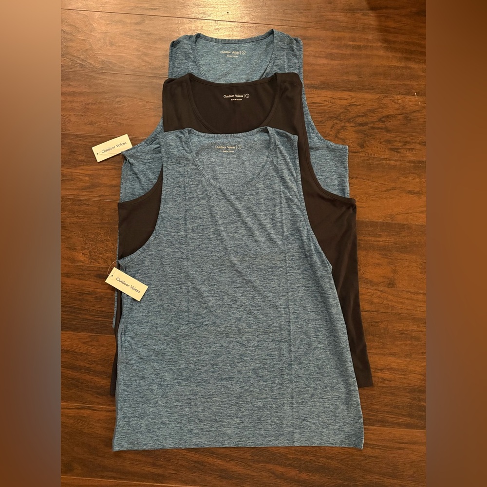 Lot of 3 Outdoor Voices All day Tank tops Size L